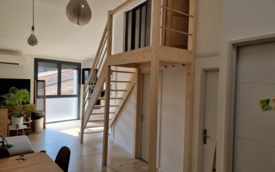 Escalier sur mesure à Perpignan : la modernité du bois alliée à l’inox ou à l’aluminium